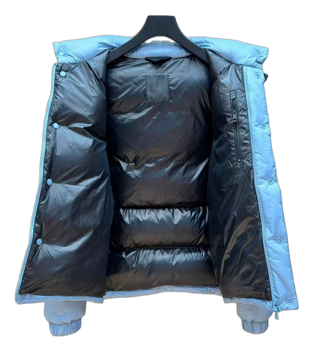 Moncler Orange-Badge Hooded Down Puffer – Ice Blue