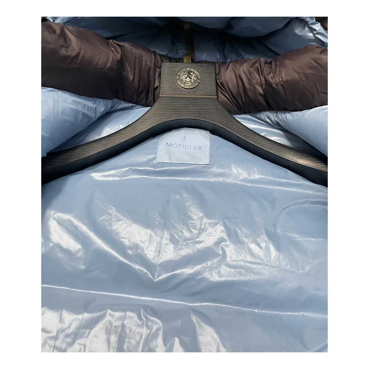 Moncler Oversized Chest-Badge Hooded Down Puffer – Navy