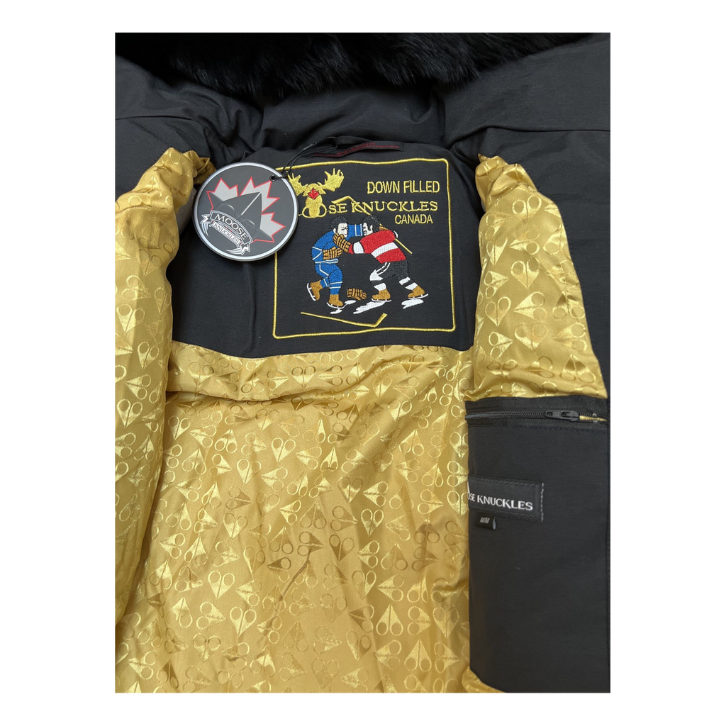 Moose Knuckles Gold 3Q Coyote Fur-Trim Down Puffer – Black